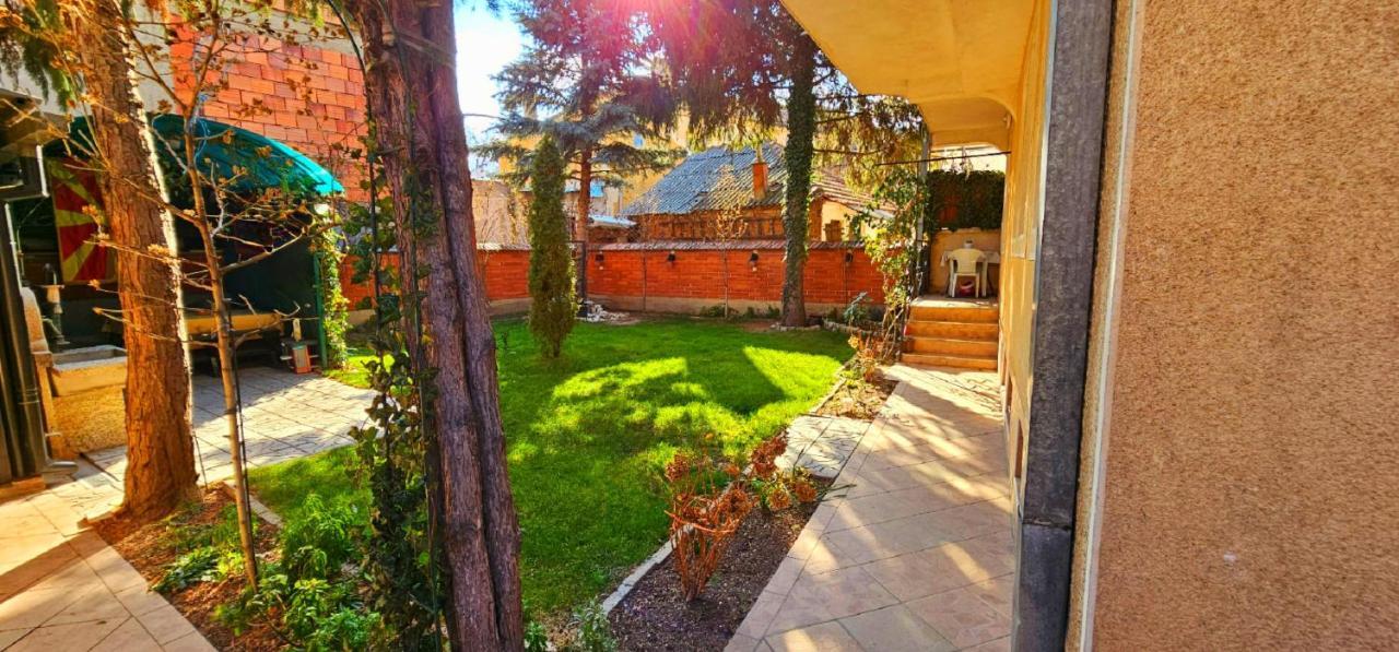 Angelina Apartment Μπίτολα Εξωτερικό φωτογραφία
